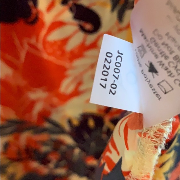 LuLaRoe Floral Flowing Sleeveless Topper Size M - Picture 10 of 10